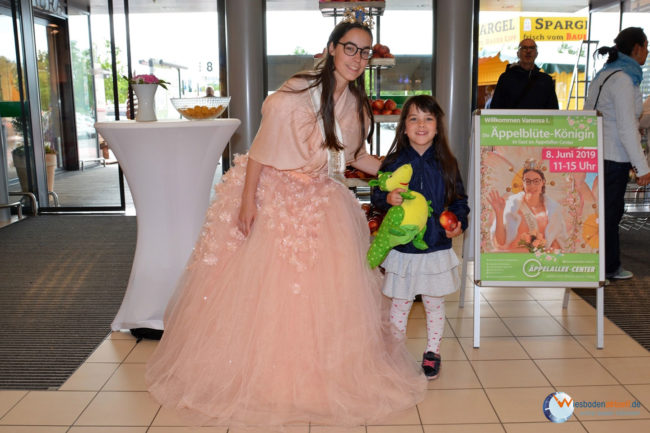 Äppelblüte-Königin bei uns im Äppelallee-Center