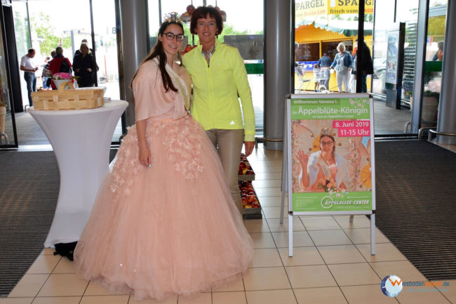 Äppelblüte-Königin bei uns im Äppelallee-Center