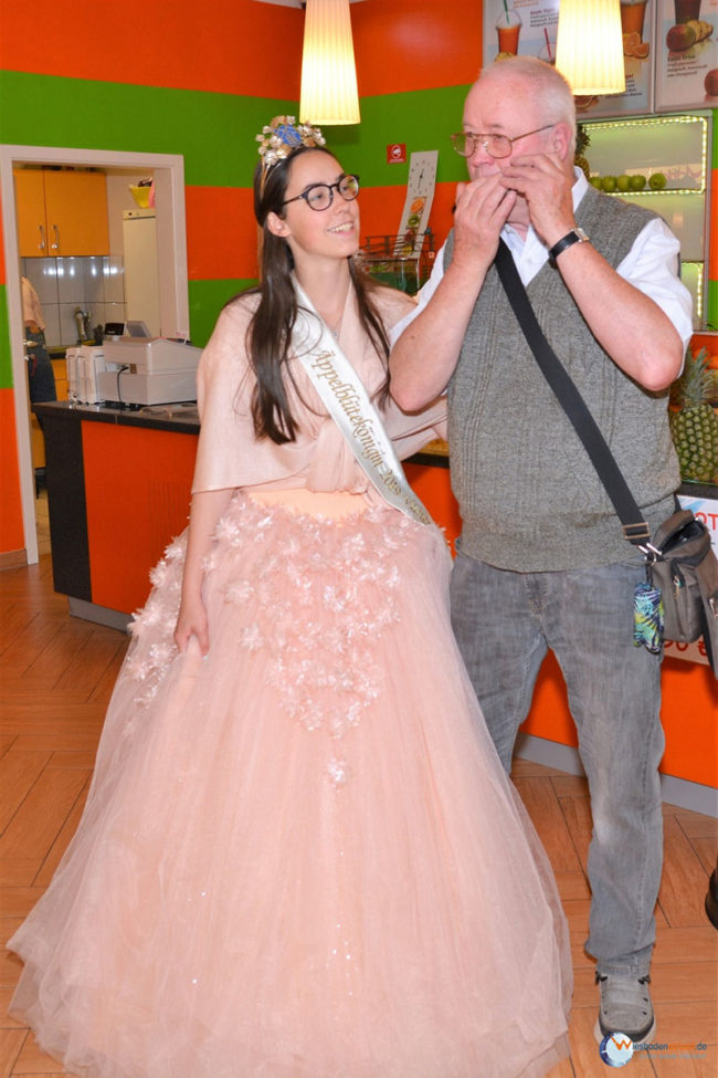 Äppelblüte-Königin bei uns im Äppelallee-Center